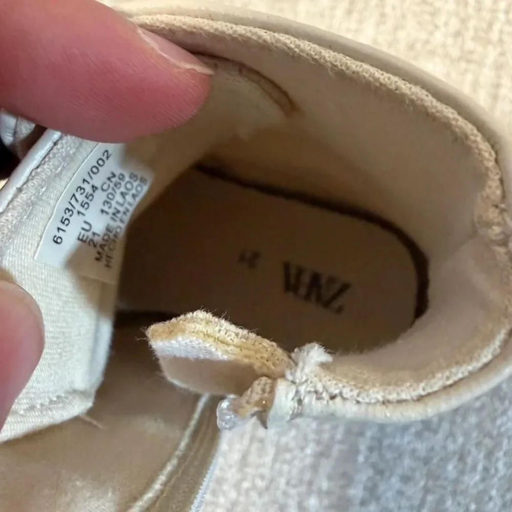 Zara Cream Toddler Girls Track Sole Zipper Boots EU 21 / US 5.5